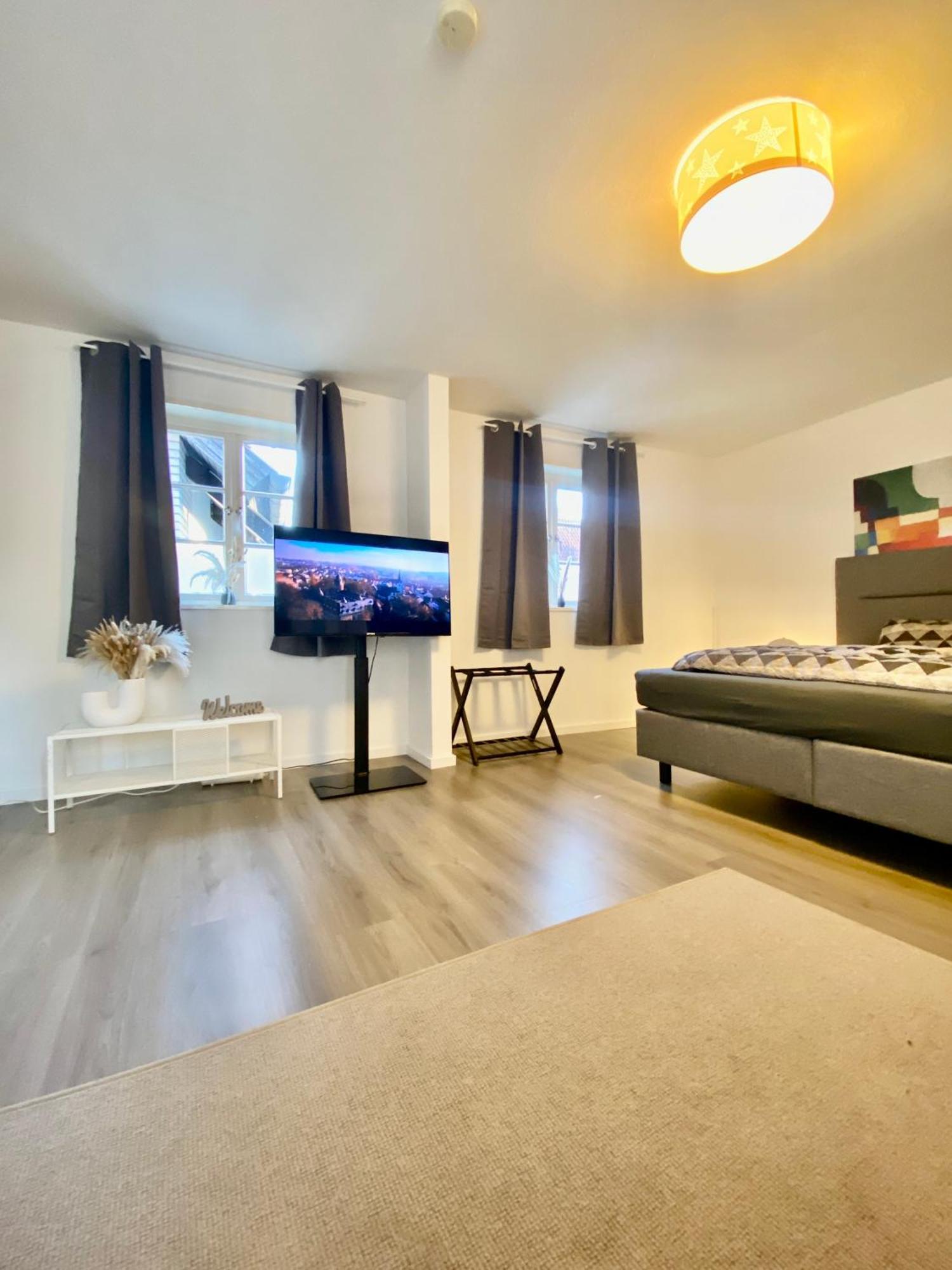 Ferienhaus "Sofia" Anno 1650, Neu - Top Lage - Tempur Beds - Wifi - Parking - Im Herzen Von Detmold-Altstadt, Historische Stadtmauer, Old Lane Детмольд Екстер'єр фото